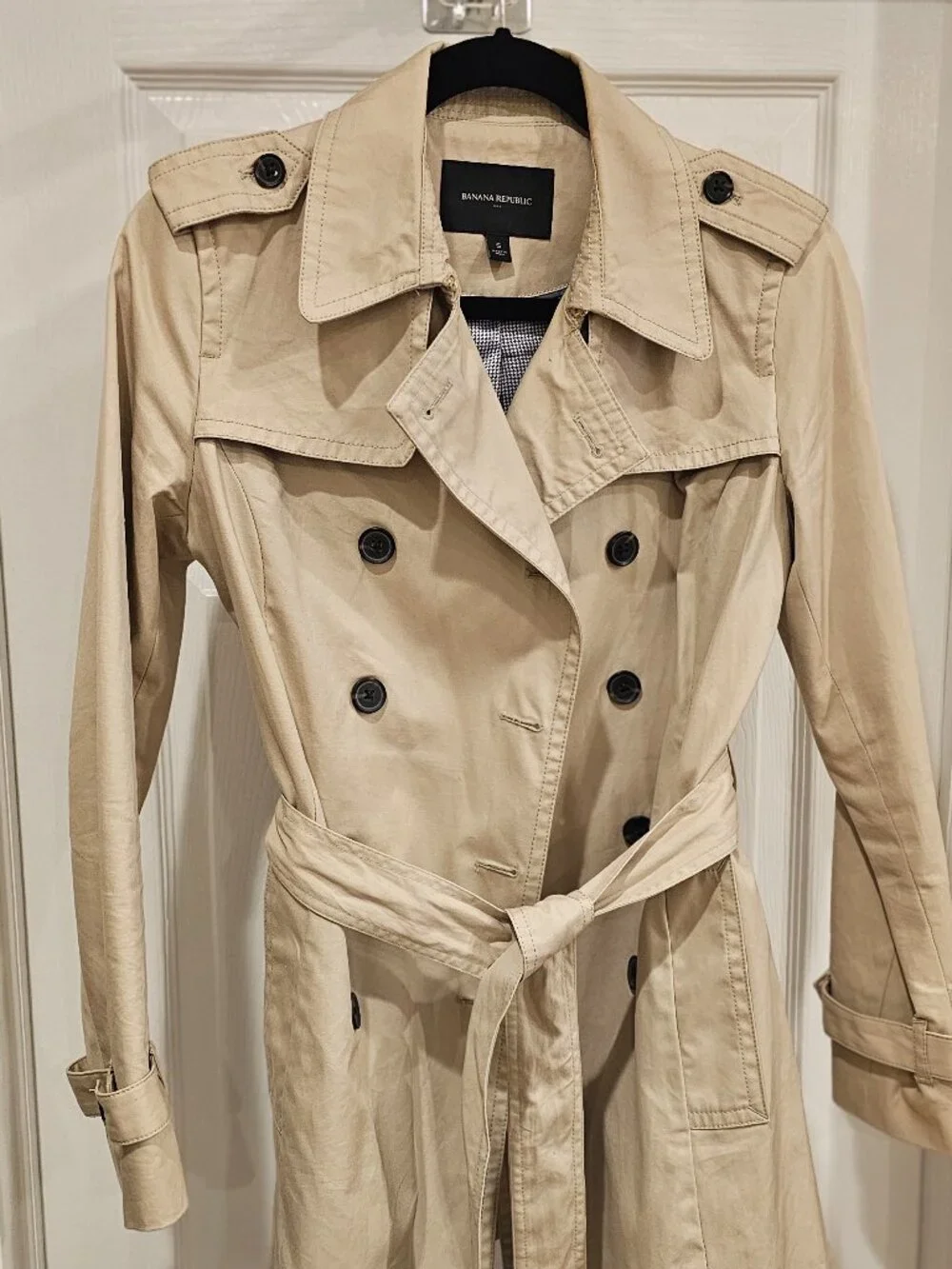 Classic Banana Republic Trench Coat - Khaki - Picture 2 of 6